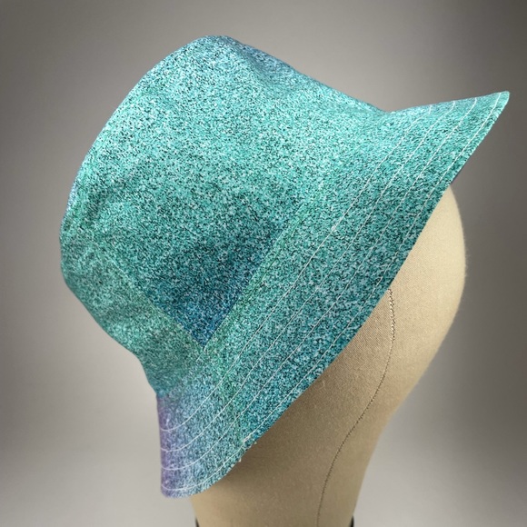 Handmade Bucket Hat - Picture 4 of 9